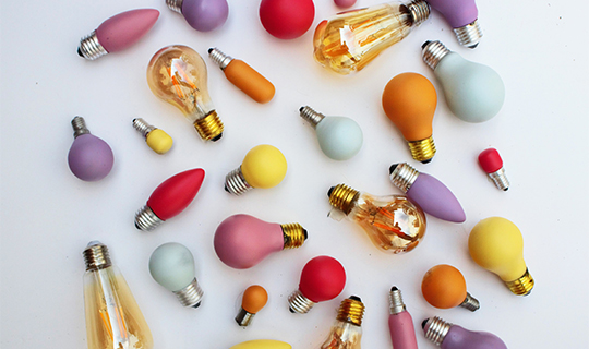 Picture containing bulbs